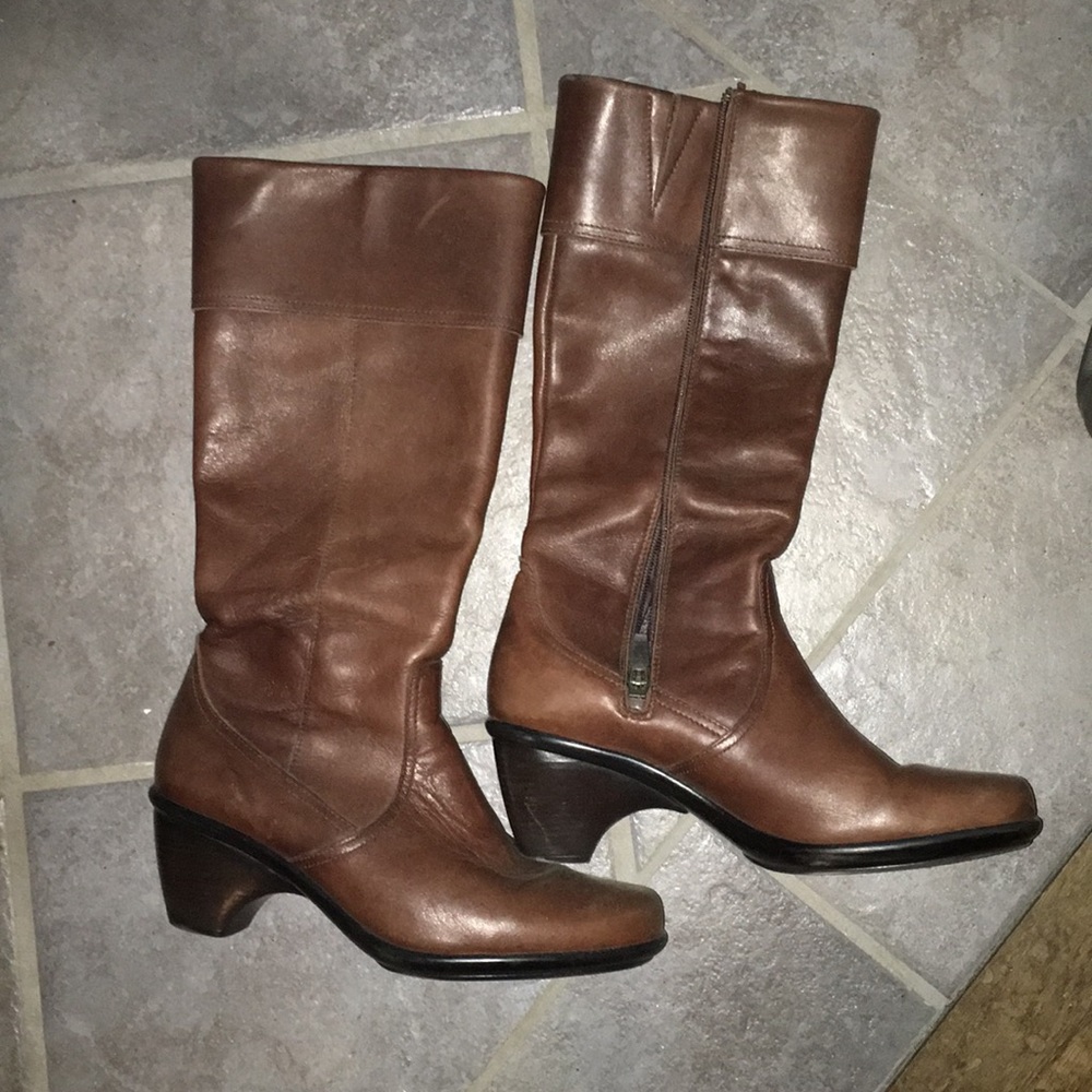Dansko boots size 39